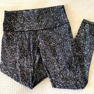 Lululemon Wunder Under High-Rise Black & White Tight 28”